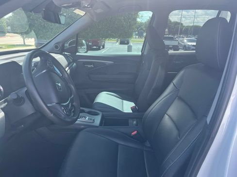 Used 2023 Honda Ridgeline RTL-E image 4
