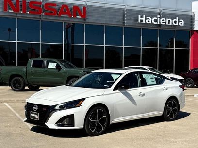 New 2025 Nissan Altima 2.5 SR