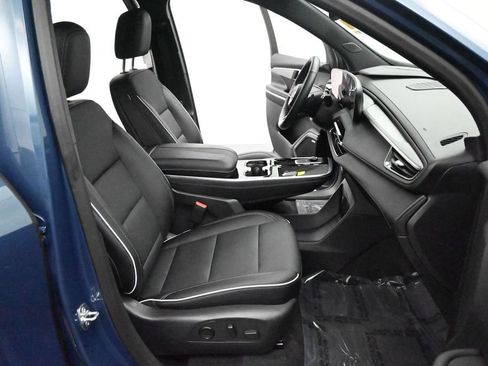 Used 2025 Buick Enclave Preferred AWD/4WD image 26