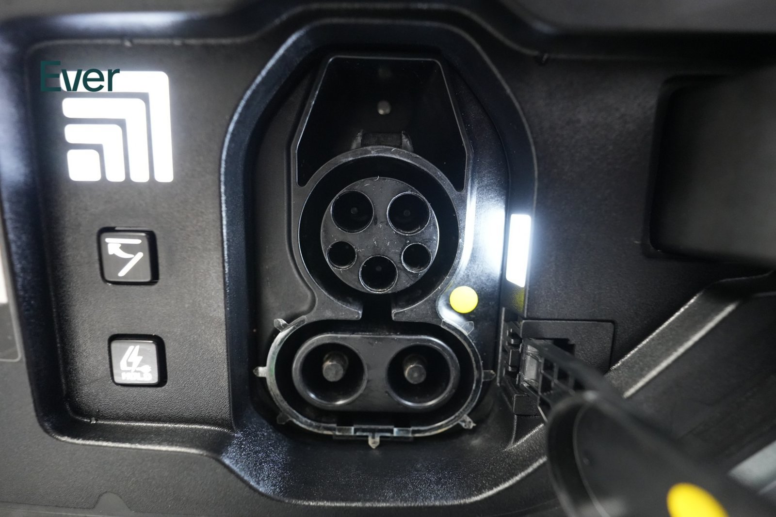 Used 2024 Kia EV9 Wind AWD/4WD image 10