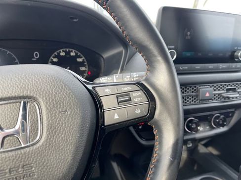 Certified 2025 Honda HR-V Sport image 23