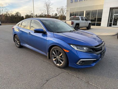 Used 2021 Honda Civic EX image 2