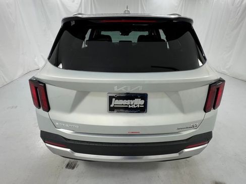New 2026 Kia Sorento S AWD/4WD image 4