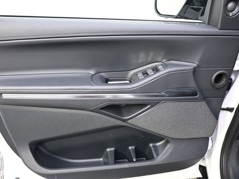 New 2026 Lincoln Navigator Reserve w/ Jet Appearance Package image 23