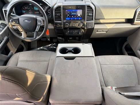 Used 2020 Ford F150 XLT image 24
