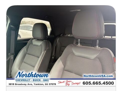 Used 2023 Chevrolet TrailBlazer RS AWD/4WD image 35
