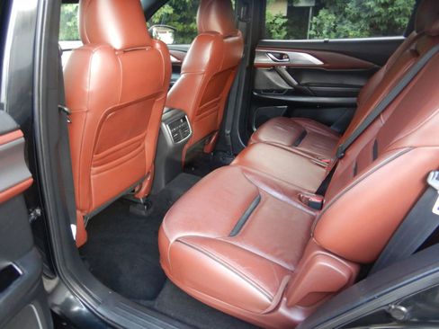 Used 2017 MAZDA CX-9 Signature image 17