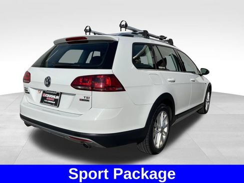 Used 2017 Volkswagen Golf Alltrack SE AWD/4WD image 5
