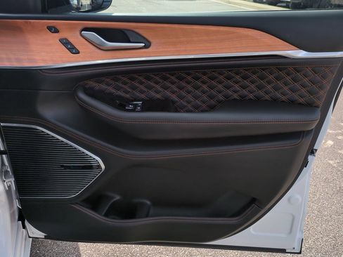 Used 2023 Jeep Grand Cherokee L Summit image 46