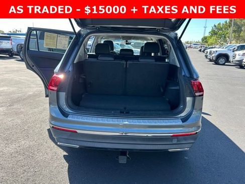 Used 2020 Volkswagen Tiguan SE image 16