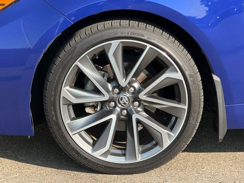 Used 2021 Toyota Corolla SE w/ SE Premium Package FWD image 13