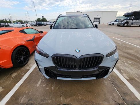 Used 2024 BMW X5 xDrive40i w/ M Sport Package AWD/4WD image 2