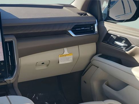 New 2026 GMC Yukon XL Denali image 26