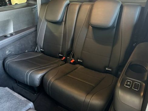 Used 2022 Mercedes-Benz GLS 450 4MATIC image 14