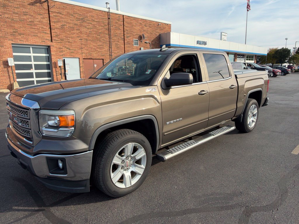 Used 2015 GMC Sierra 1500 SLE w/ SLE Value Package AWD/4WD image 1