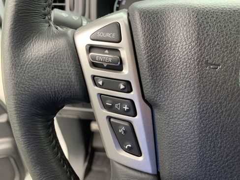 Used 2024 Nissan Titan SV w/ SV Convenience Package AWD/4WD image 26