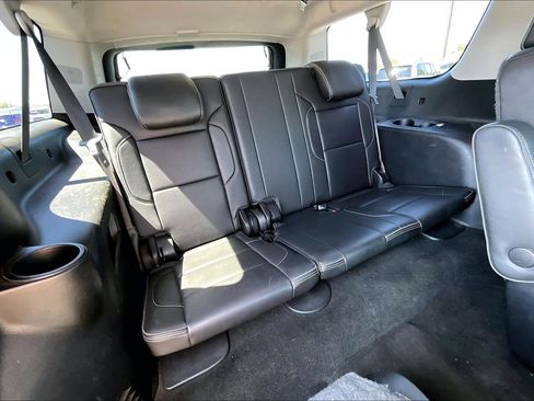 Used 2018 GMC Yukon XL Denali w/ Open Road Package RWD image 28