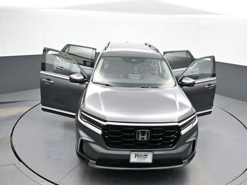 Certified 2023 Honda Pilot Touring image 48