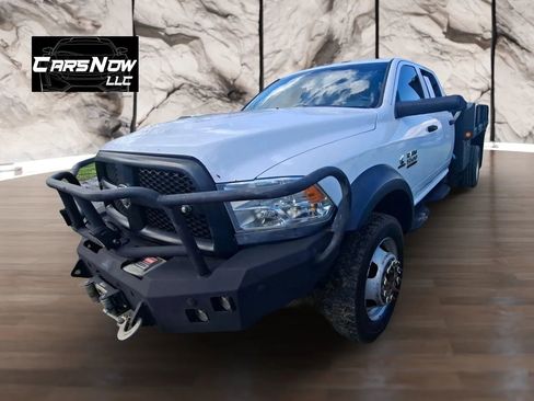 Used 2018 RAM 5500 Tradesman image 3