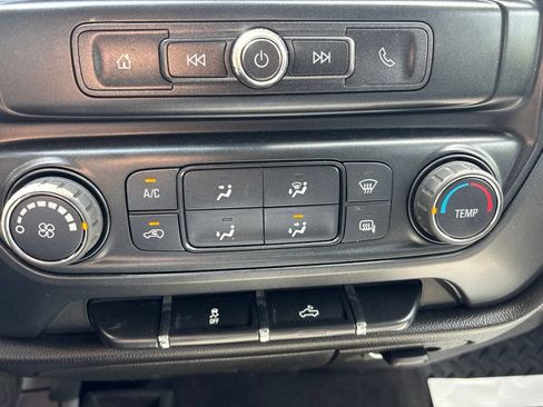 Used 2019 Chevrolet Silverado 2500 W/T w/ Snow Plow Prep Package AWD/4WD image 37