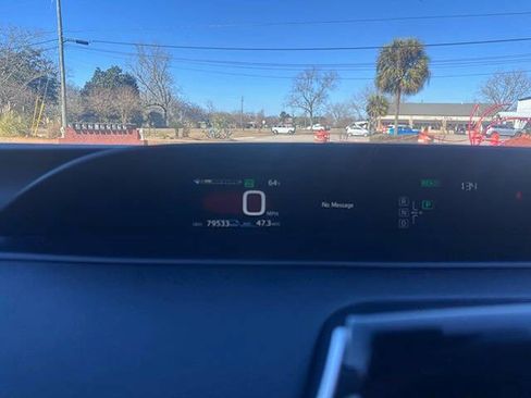 Used 2017 Toyota Prius Prime Plus image 11