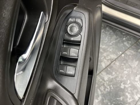 Used 2018 Chevrolet Equinox LT FWD image 7