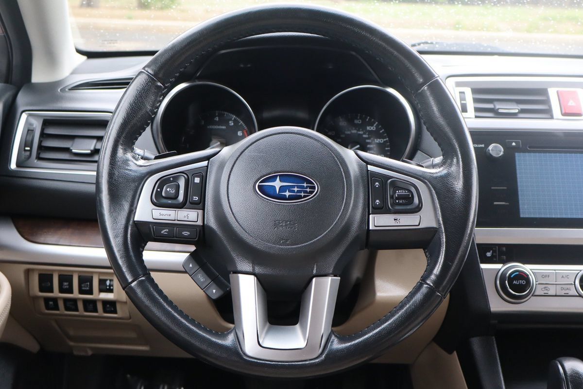 Used 2015 Subaru Outback 2.5i Limited AWD/4WD image 18