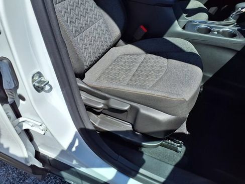 Used 2023 Chevrolet Equinox LT FWD image 78