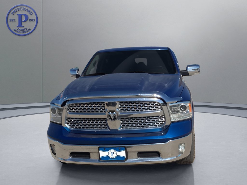 Used 2018 RAM 1500 Laramie w/ Convenience Group AWD/4WD image 2