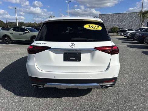 Used 2025 Mercedes-Benz GLE 350 4MATIC image 10
