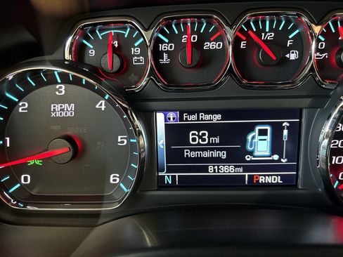 Used 2018 GMC Yukon SLT w/ Open Road Package RWD image 15