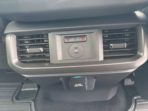 New 2025 Ford F150 Lariat w/ Equipment Group 502A High image 35