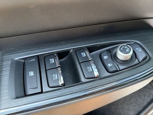 New 2026 Subaru Outback Touring AWD/4WD image 8