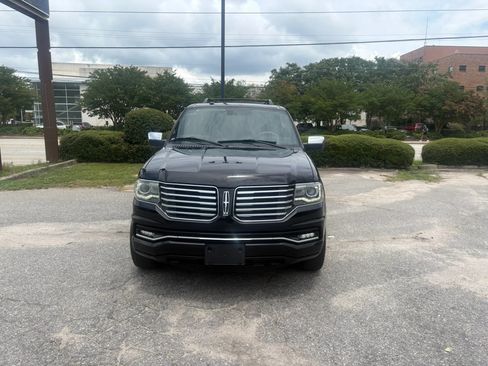 Used 2016 Lincoln Navigator L Select AWD/4WD image 12