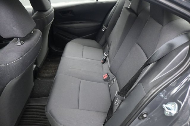 Used 2026 Toyota Corolla LE w/ LE Premium Package FWD image 19