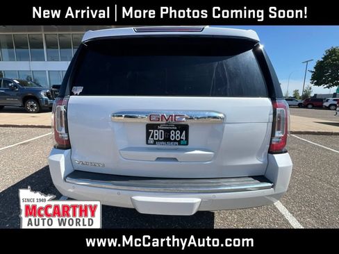 Used 2017 GMC Yukon Denali w/ Open Road Package AWD/4WD image 6