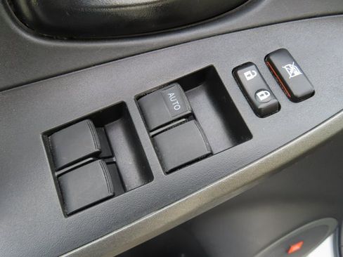 Used 2011 Toyota RAV4 Limited image 11