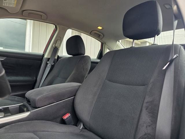 Used 2014 Nissan Altima 2.5 SV FWD image 10