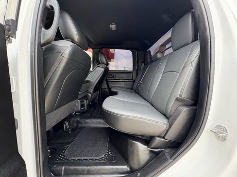 Used 2022 RAM 5500 Tradesman w/ Safety Group image 27