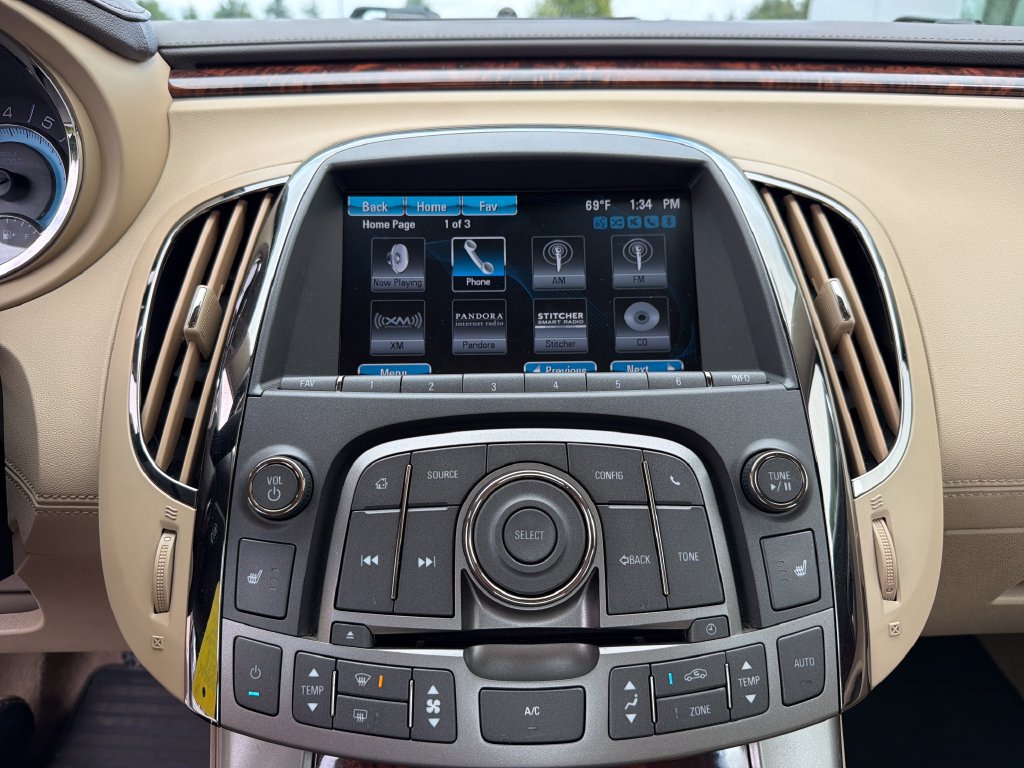 Used 2013 Buick LaCrosse Leather FWD image 17