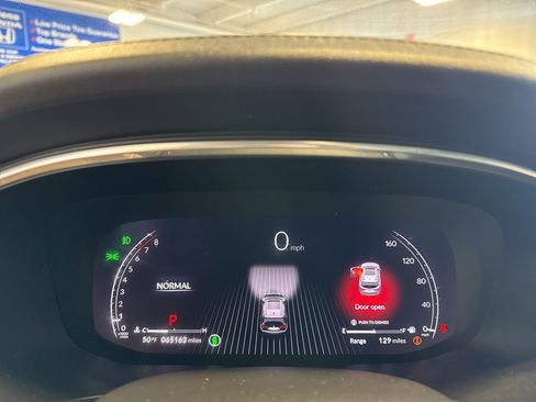 Used 2022 Acura MDX Advance image 12