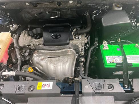 Used 2018 Toyota RAV4 XLE image 35