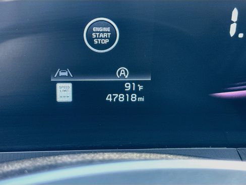 Used 2025 Kia Telluride S AWD/4WD image 19