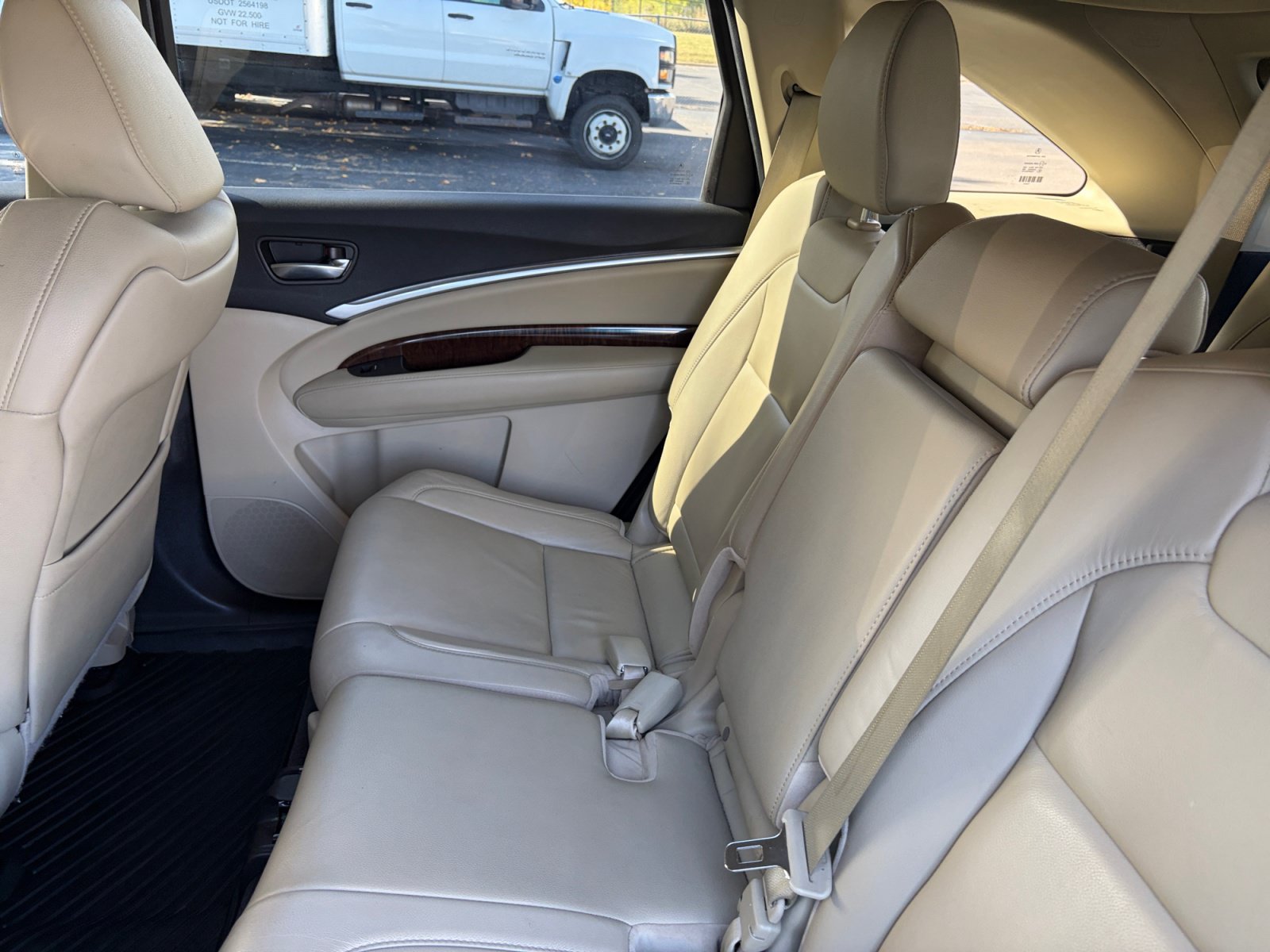 Used 2017 Acura MDX SH-AWD image 17