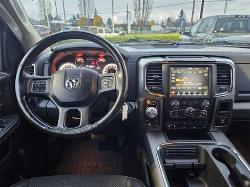 Used 2018 RAM 1500 Sport image 28