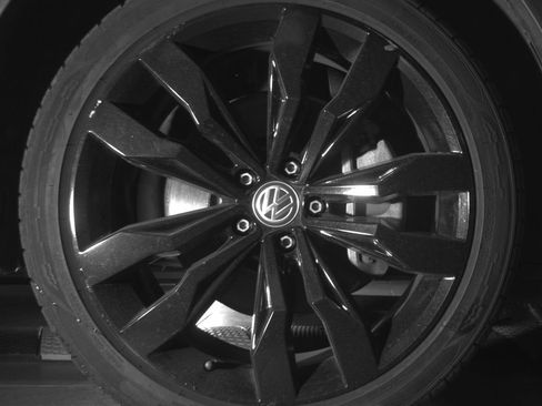 Used 2021 Volkswagen Tiguan SE R-Line w/ 3rd Row Seat Package AWD/4WD image 50