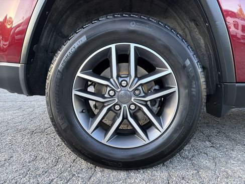 Used 2020 Jeep Grand Cherokee Limited image 17