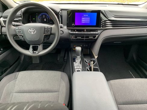 Used 2026 Toyota Camry LE FWD image 16