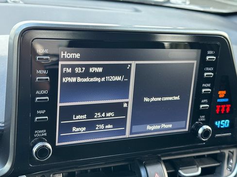 Used 2019 Toyota C-HR LE FWD image 19