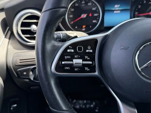 Used 2021 Mercedes-Benz GLC 300 4MATIC image 24